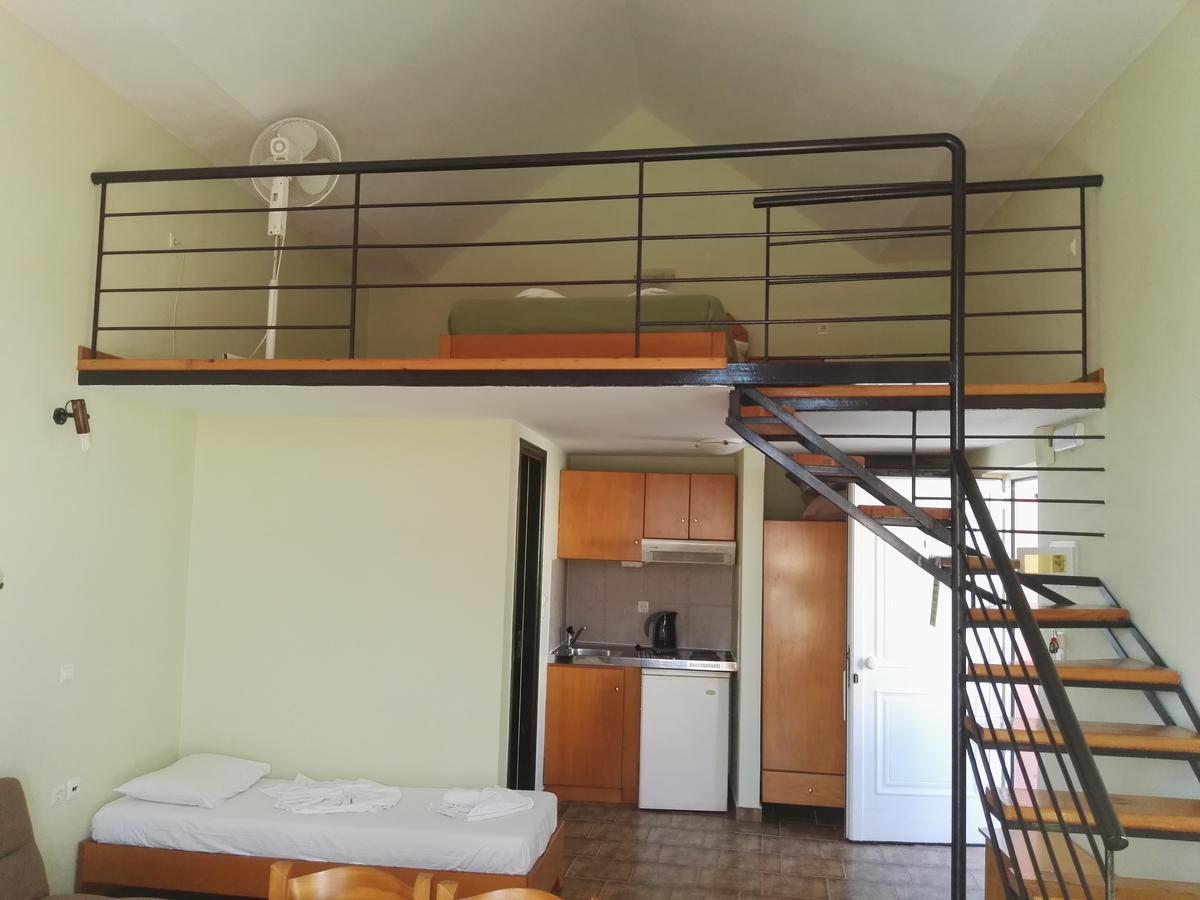 Epis Hotel Agia Marina Extérieur photo